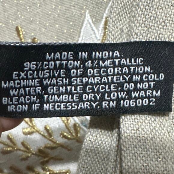 NWT S/4 Max Studio Napkins White Dove Olive Branch Embellished 20”x20” Gold NWT - Picture 4 of 6